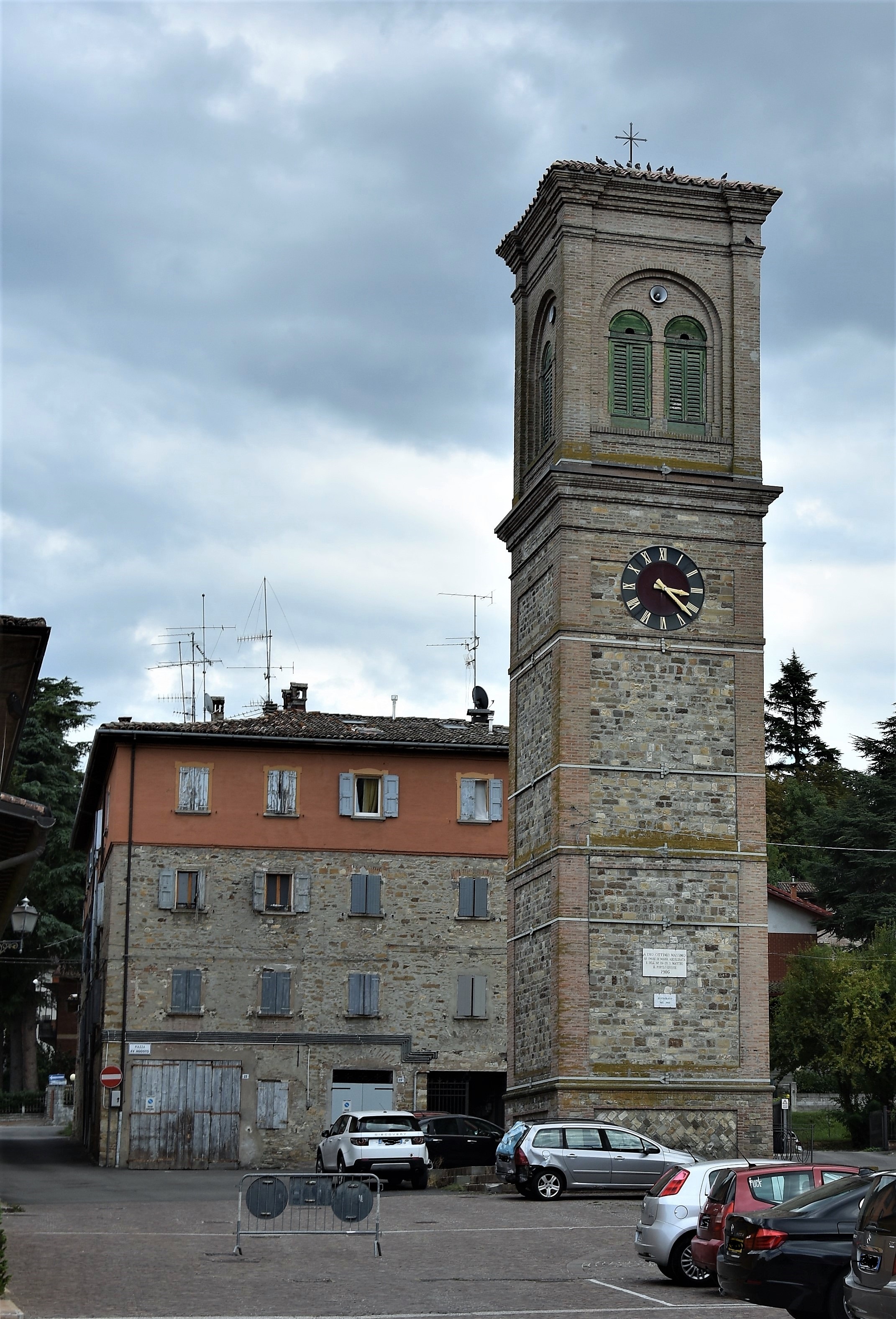 Campanile della Chiesa di San Matteo Apostolo (campanile) - Valsamoggia (BO) 