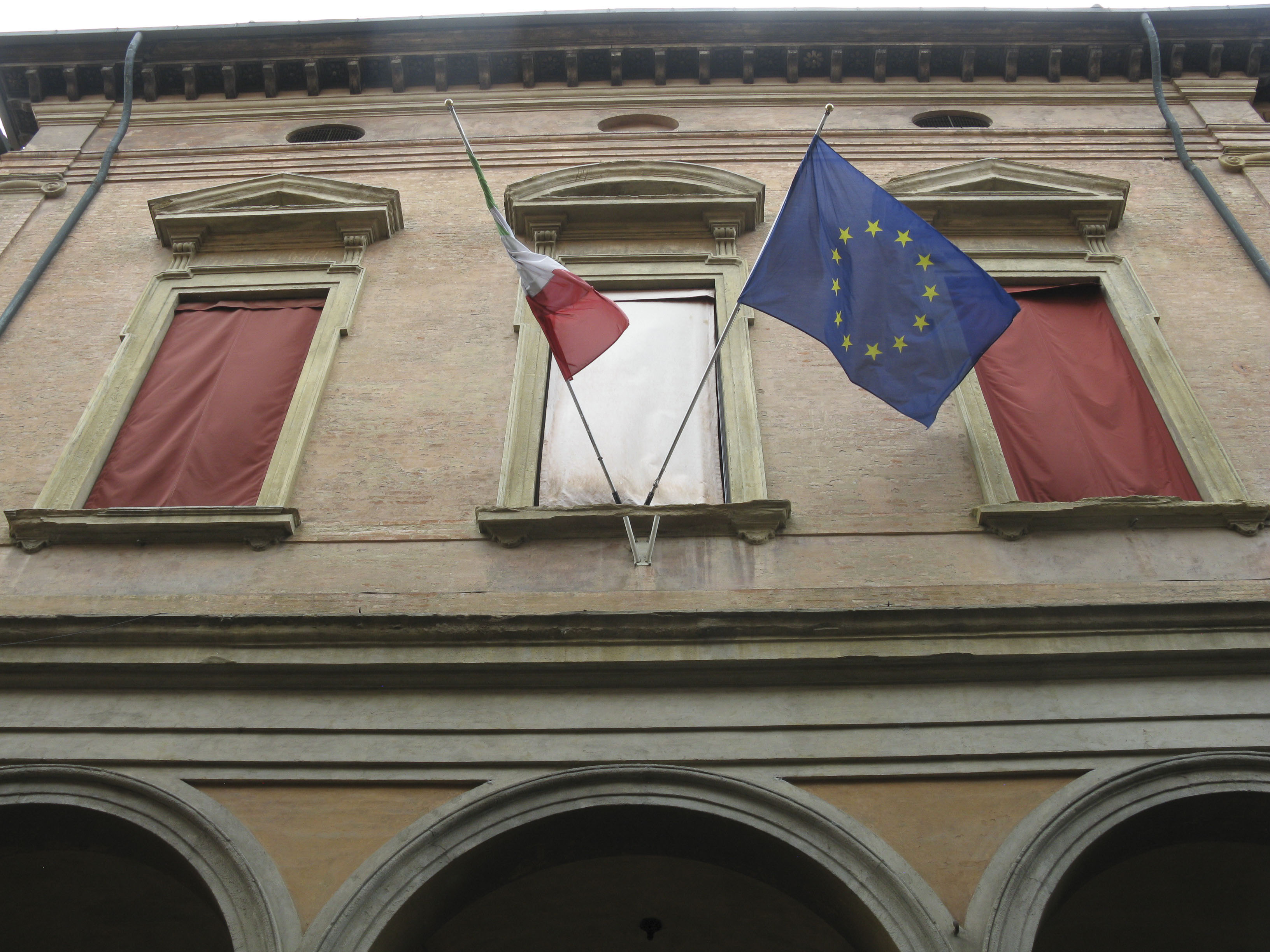 Palazzo Poggi (palazzo, senatorio) - Bologna (BO)  <br>Condizioni d'uso: <a class='link-esterno' href='https://docs.italia.it/italia/icdp/icdp-pnd-circolazione-riuso-docs/it/v1.0-giugno-2022/testo-etichetta-BCS.html' target='_bcs'>Beni Culturali Standard (BCS)</a>