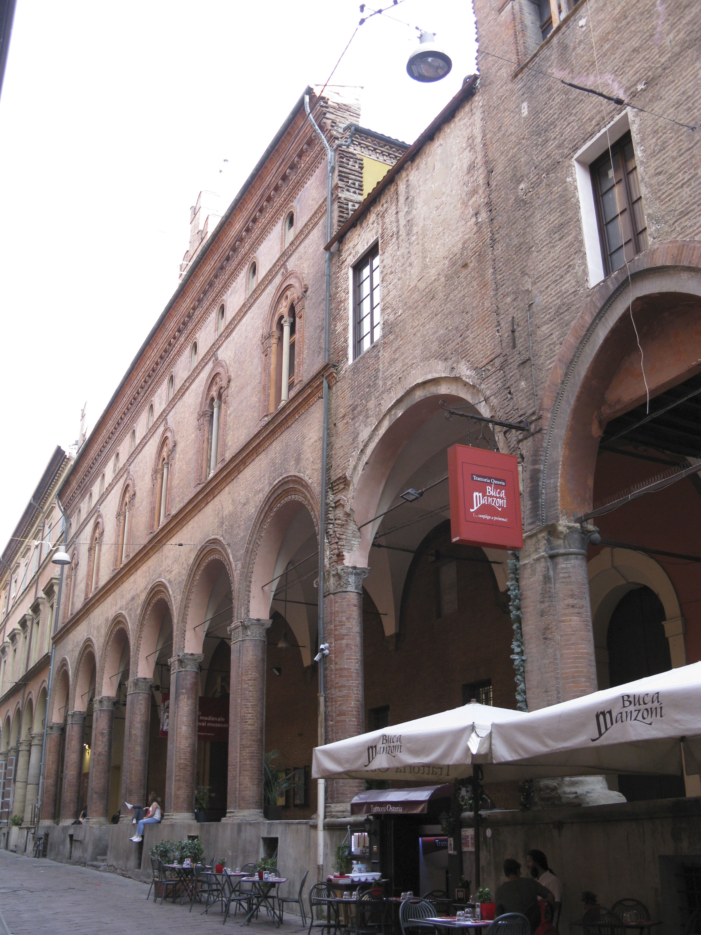 Palazzo Ghisilardi (palazzo, senatorio) - Bologna (BO) 