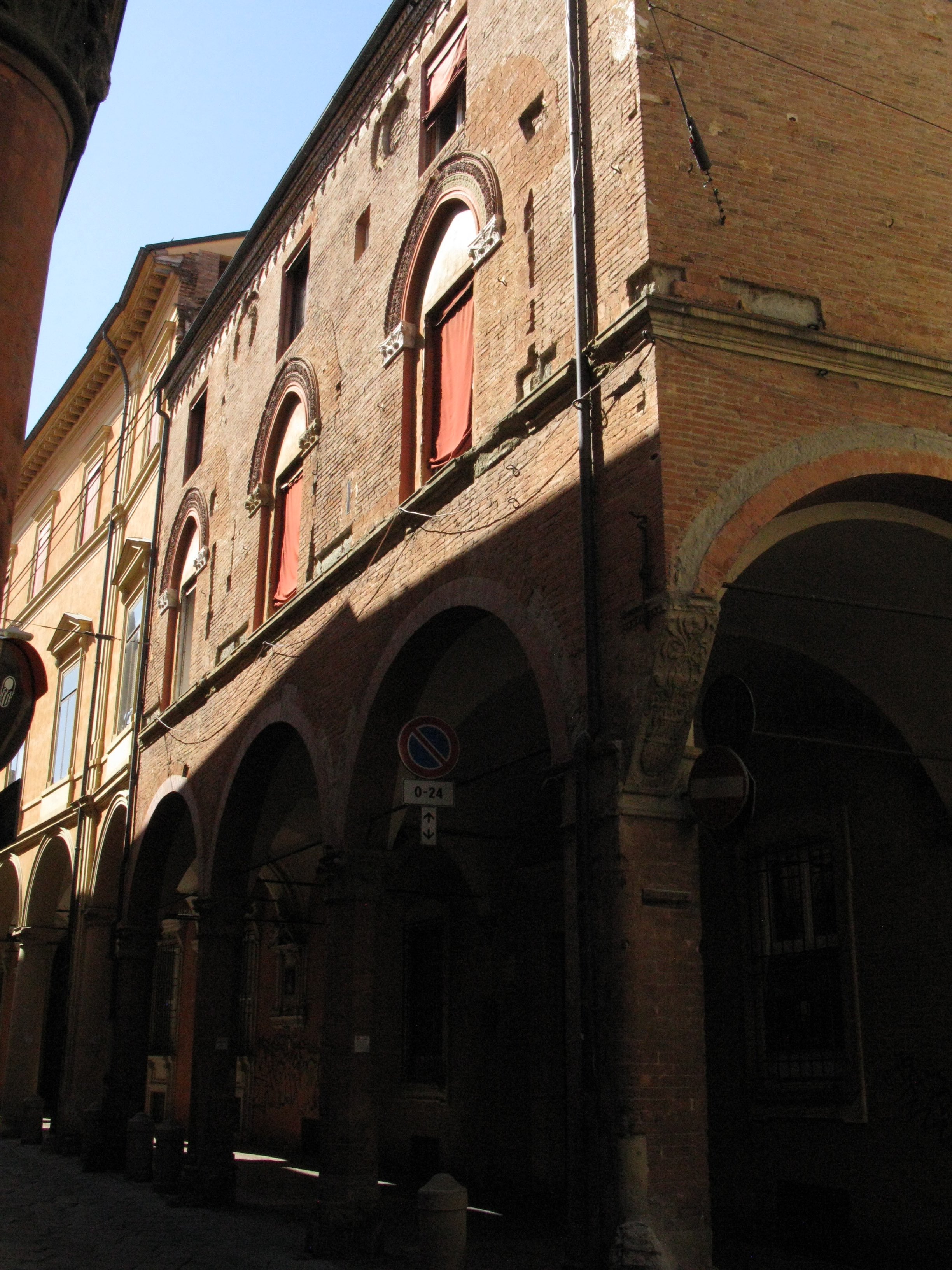 Palazzo Poeti (palazzo, senatorio) - Bologna (BO) 