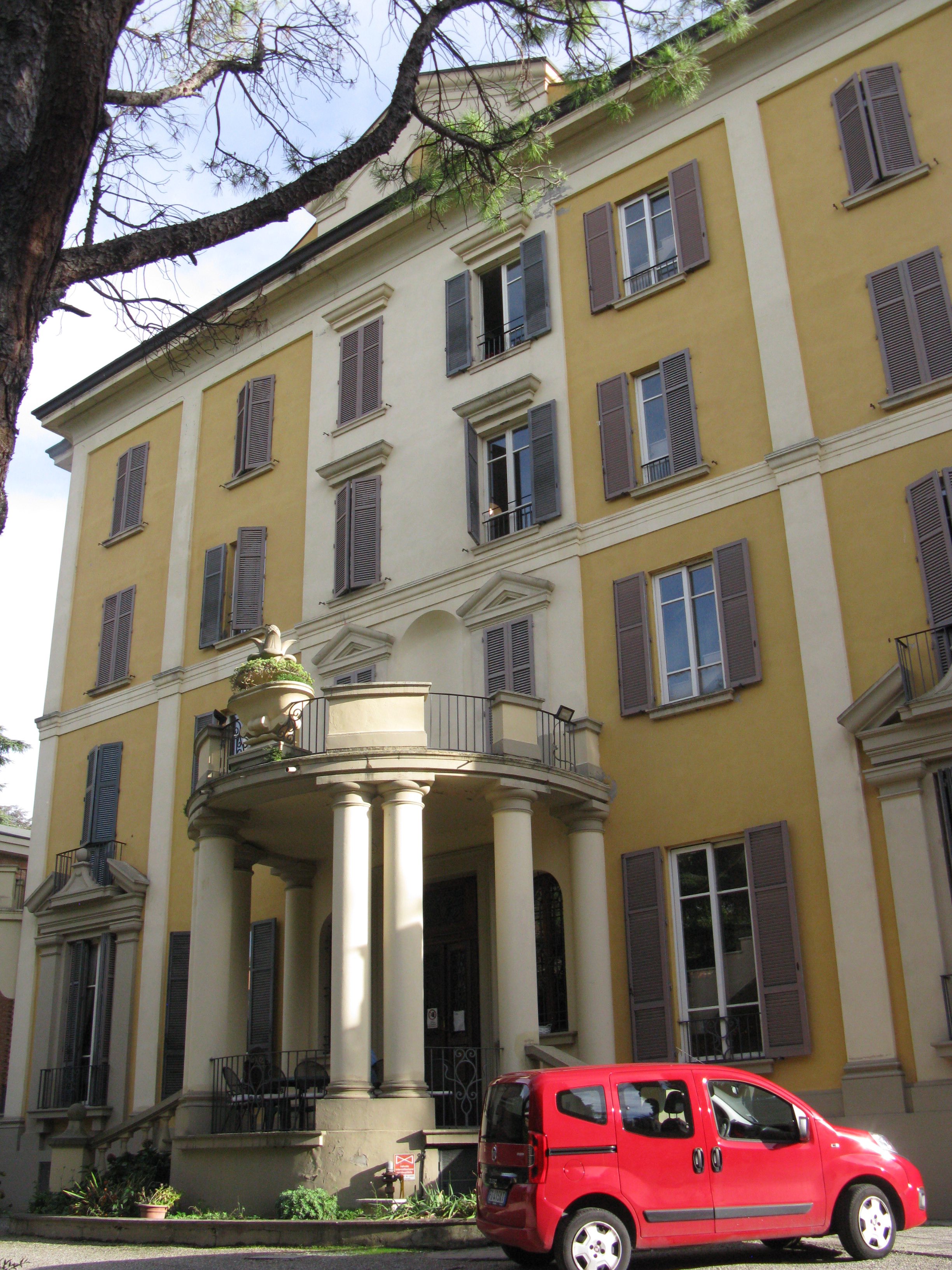 Casa di riposo Lyda Borelli (ospizio) - Bologna (BO) 