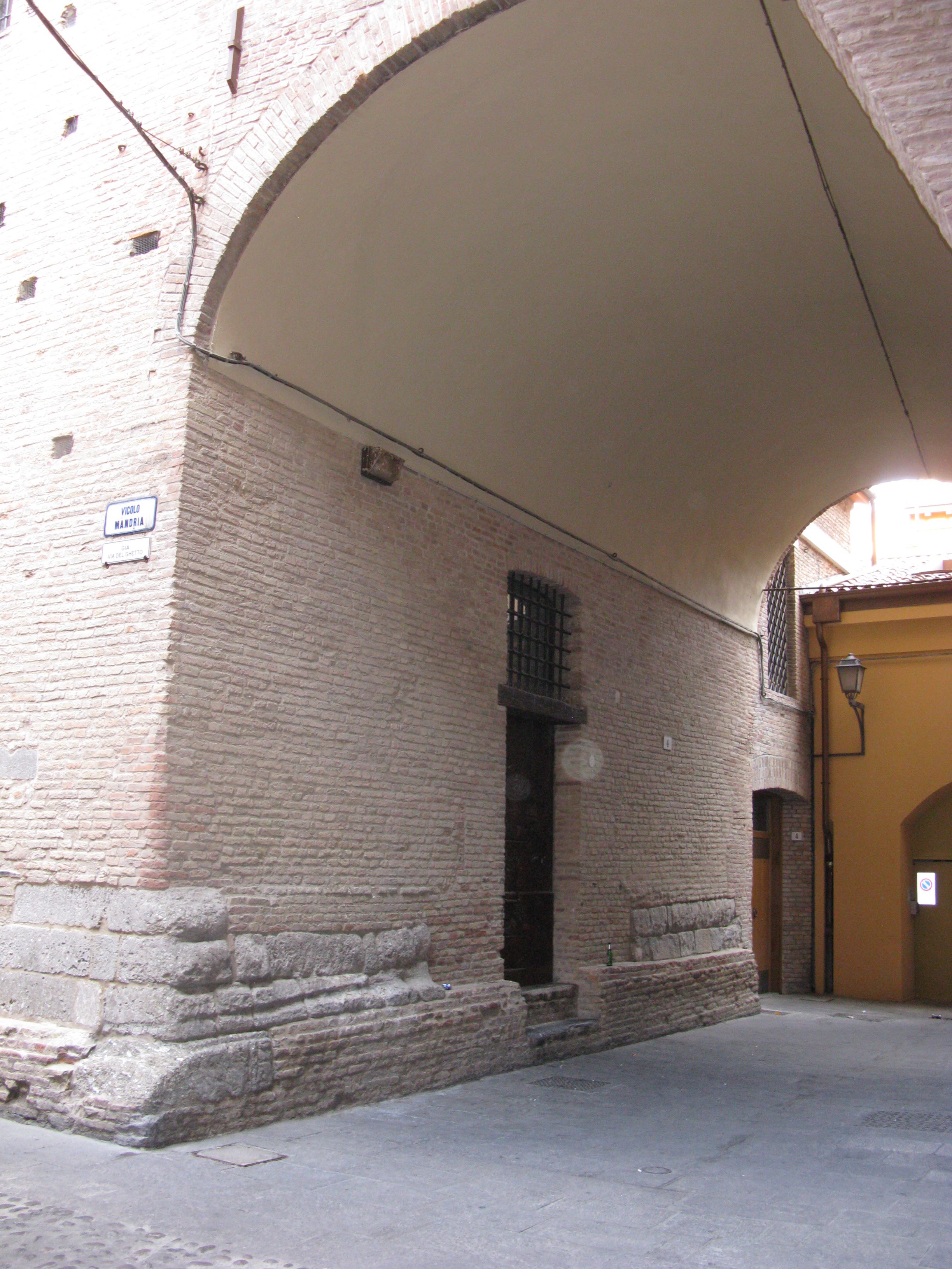 Casa e Cavalcavia del Ghetto (cavalcavia) - Bologna (BO) 