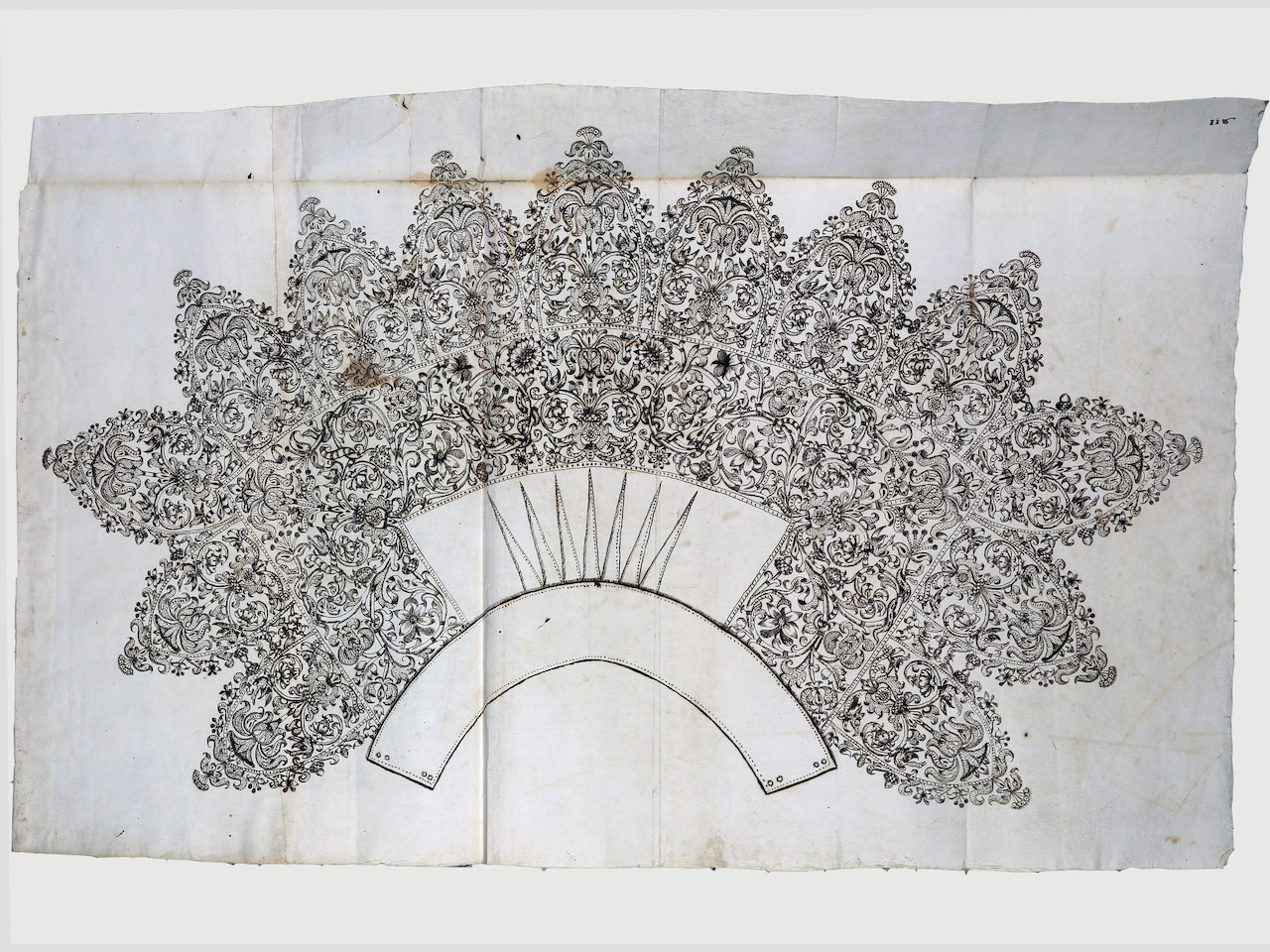 modello per merletto (disegno) di Samarco Giovanni Alfonso (attribuito) (sec. XVII)