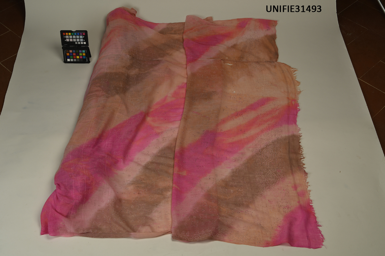 tessuto, ABBIGLIAMENTO E ORNAMENTI DEL CORPO/ VESTIMENTI - manifattura thailandese