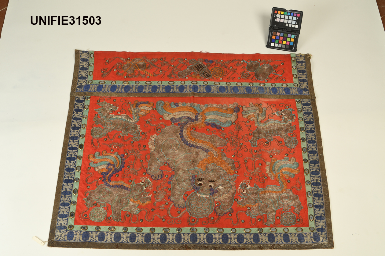 zhuoqun (tessuto, addobbo, RITUALITÀ/ OGGETTI DEVOZIONALI) - manifattura cinese, manifattura thailandese