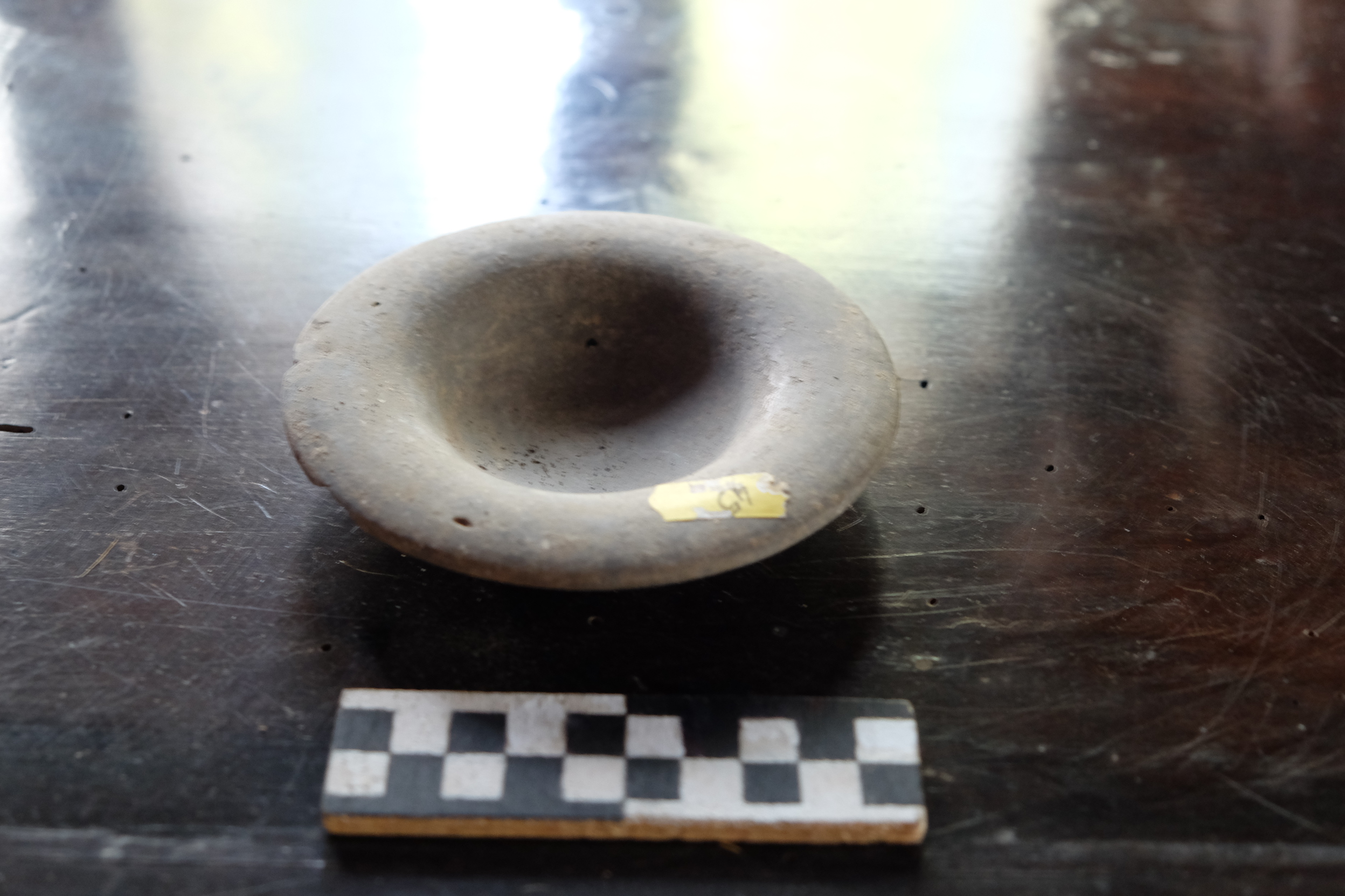 piatto - Ambito culturale etrusco-romano (SECOLI/ IV a.C./ III a.C)