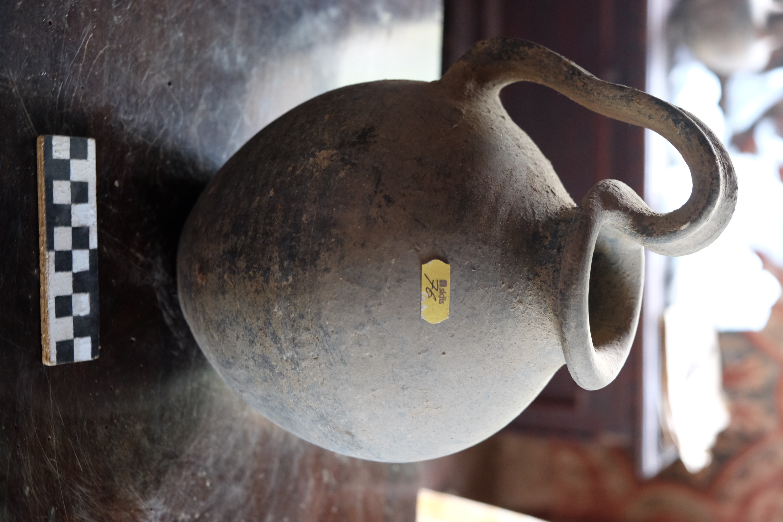 brocca - Ambito culturale etrusco (SECOLI/ IV a.C./ III a.C)