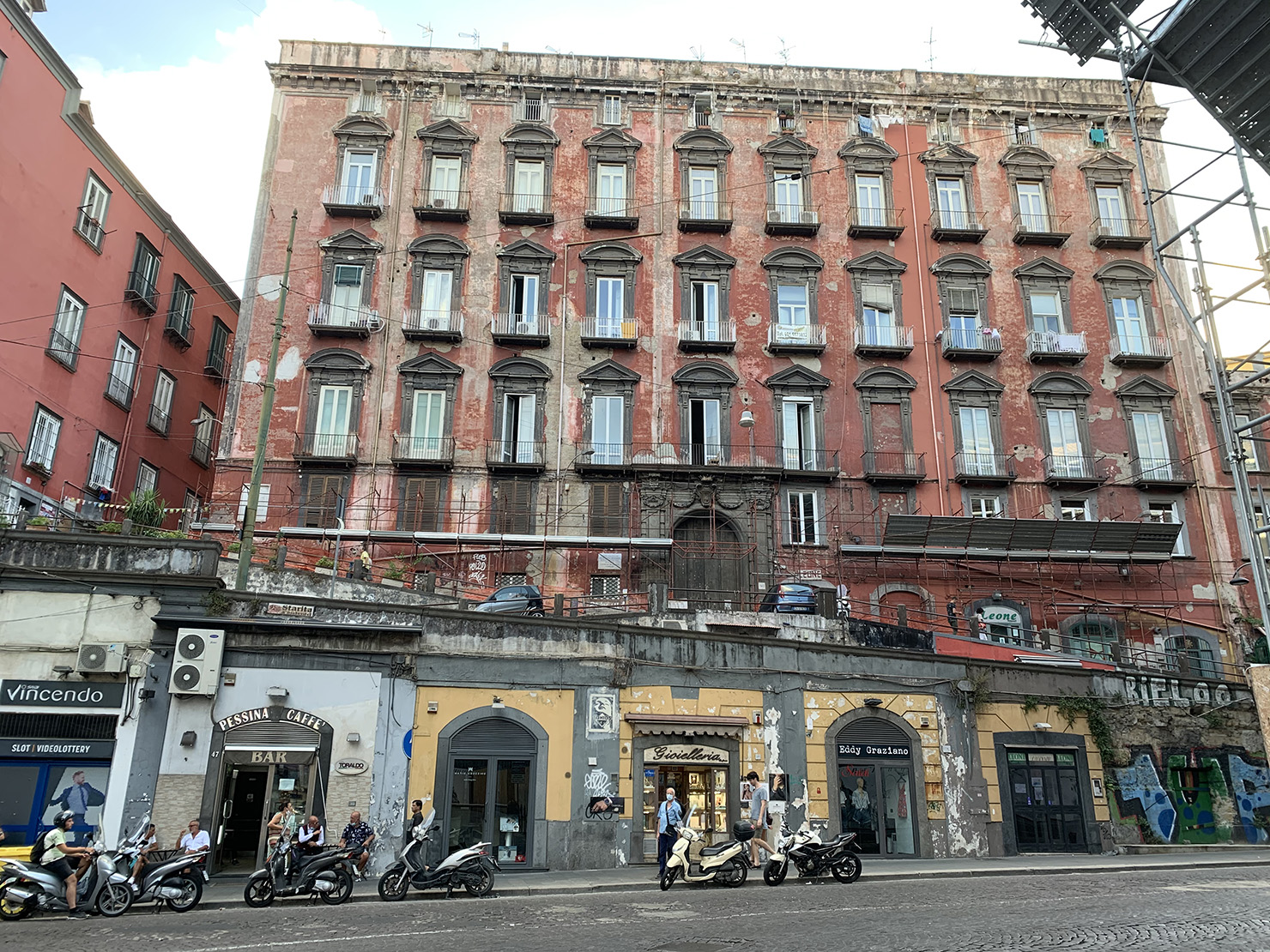 Palazzo Melissano Cito (palazzo, privato) - Napoli (NA)  (XVII, prima metà; )