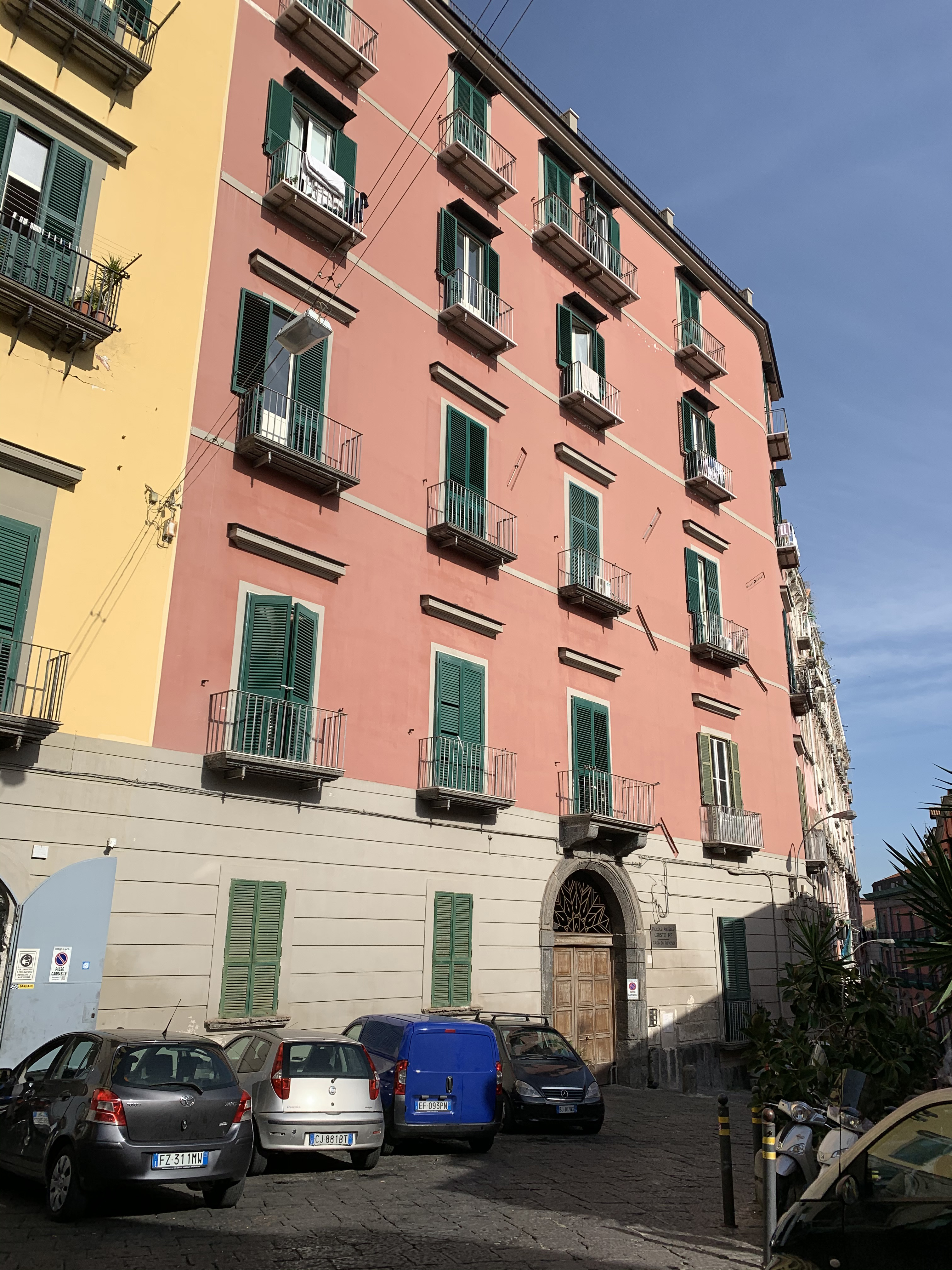 [Palazzo privato in via San Giuseppe dei Nudi, 77] (palazzo, privato) - Napoli (NA)  (XVI, primo quarto; XVII, prima metà)