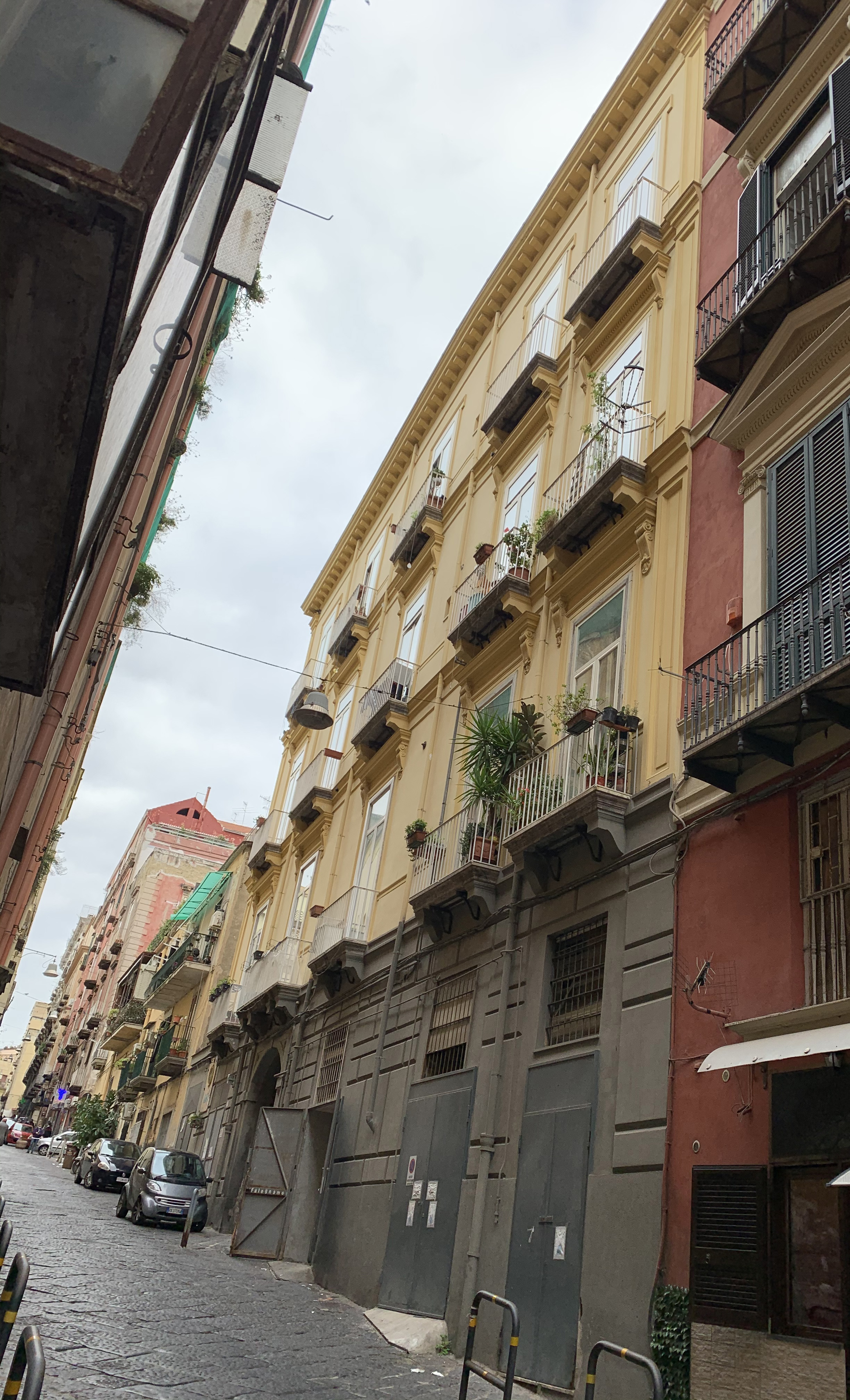 [Palazzo privato in via Salvatore Tommasi, 56] (palazzo, privato) - Napoli (NA)  (XVI, primo quarto; XVII, prima metà; )