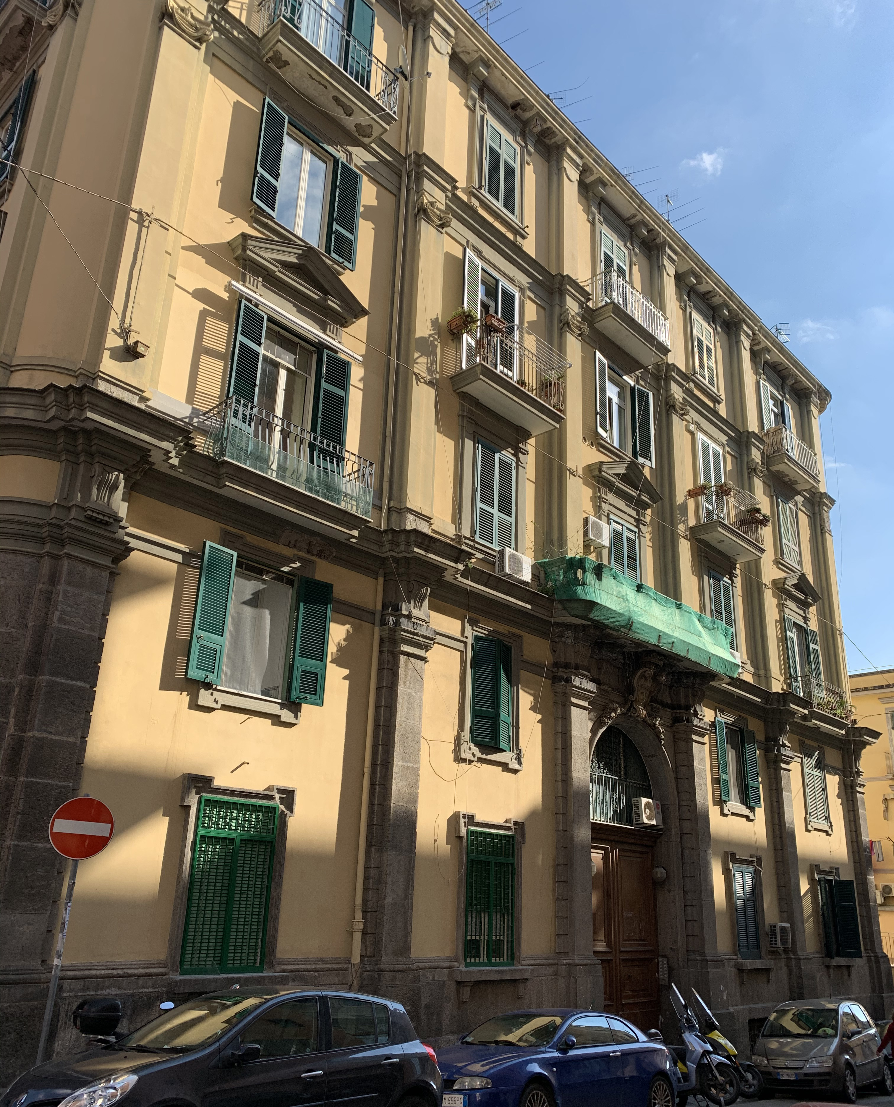 [Palazzo privato in via Goffredo Malaterra, 18] (palazzo, privato) - Napoli (NA)  (XX; XX)