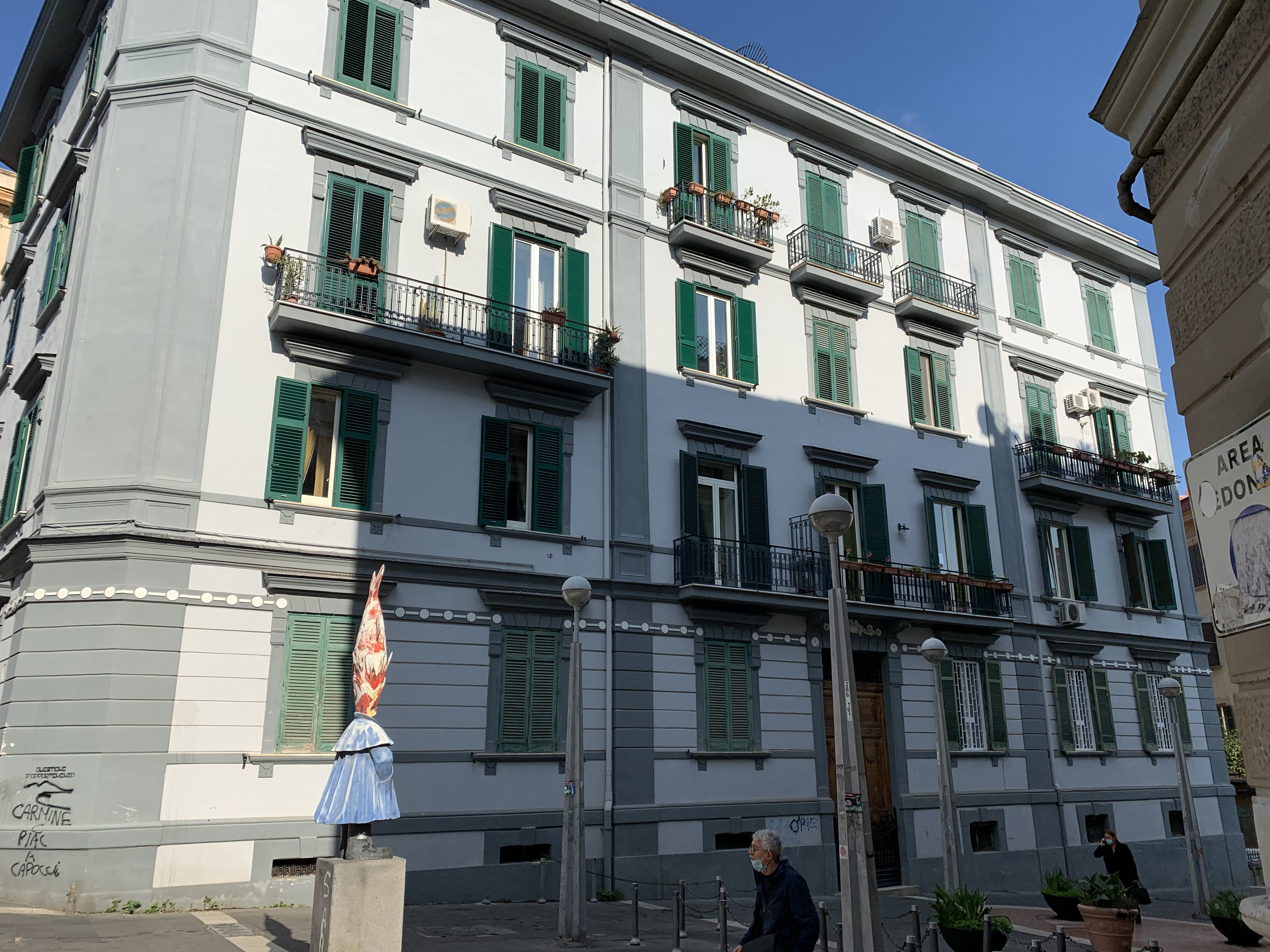 Palazzo privato in via Leone Marsicano, 6 (palazzo, privato) - Napoli (NA)  (XX)