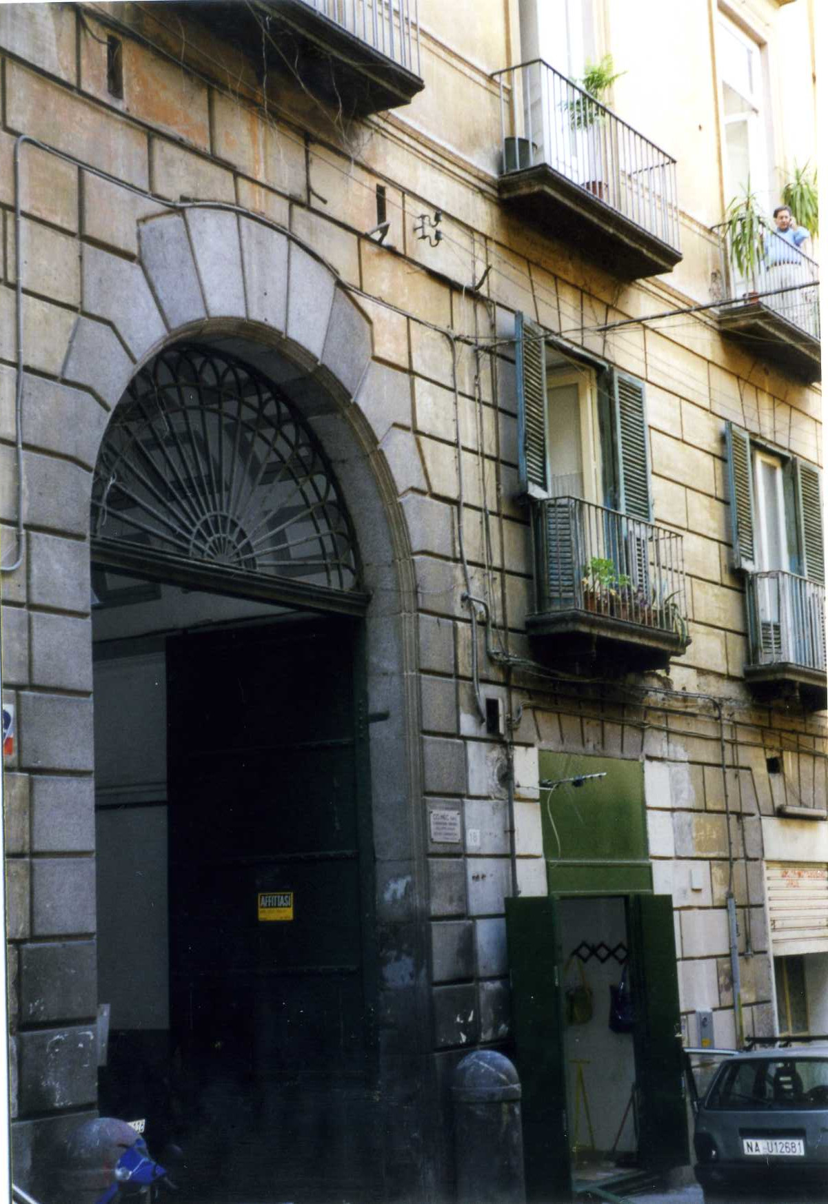 Palazzo in Vico Latilla, 18 (palazzo, pubblico) - Napoli (NA) 