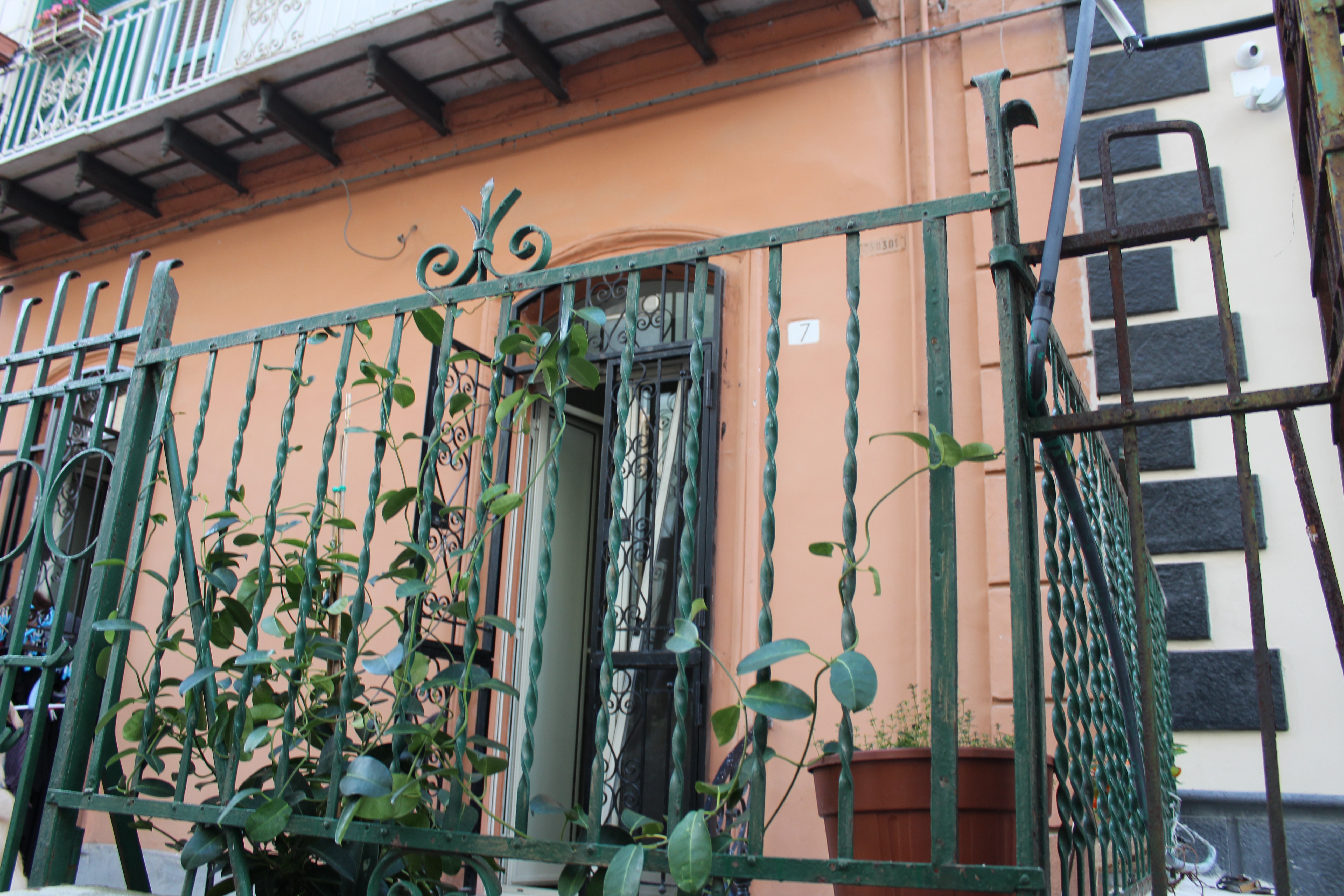 [Palazzina in via Elio Vittorini,7] (palazzo, privato) - Napoli (NA) 