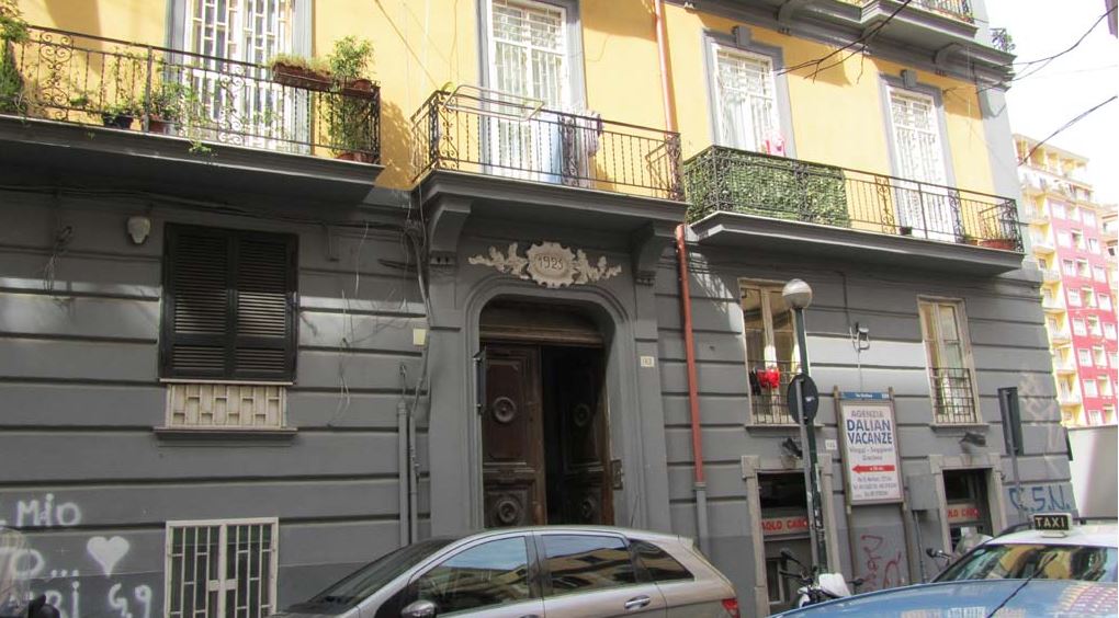 [Palazzo in via Giovanni Merliani, 143] (palazzo, privato) - Napoli (NA) 