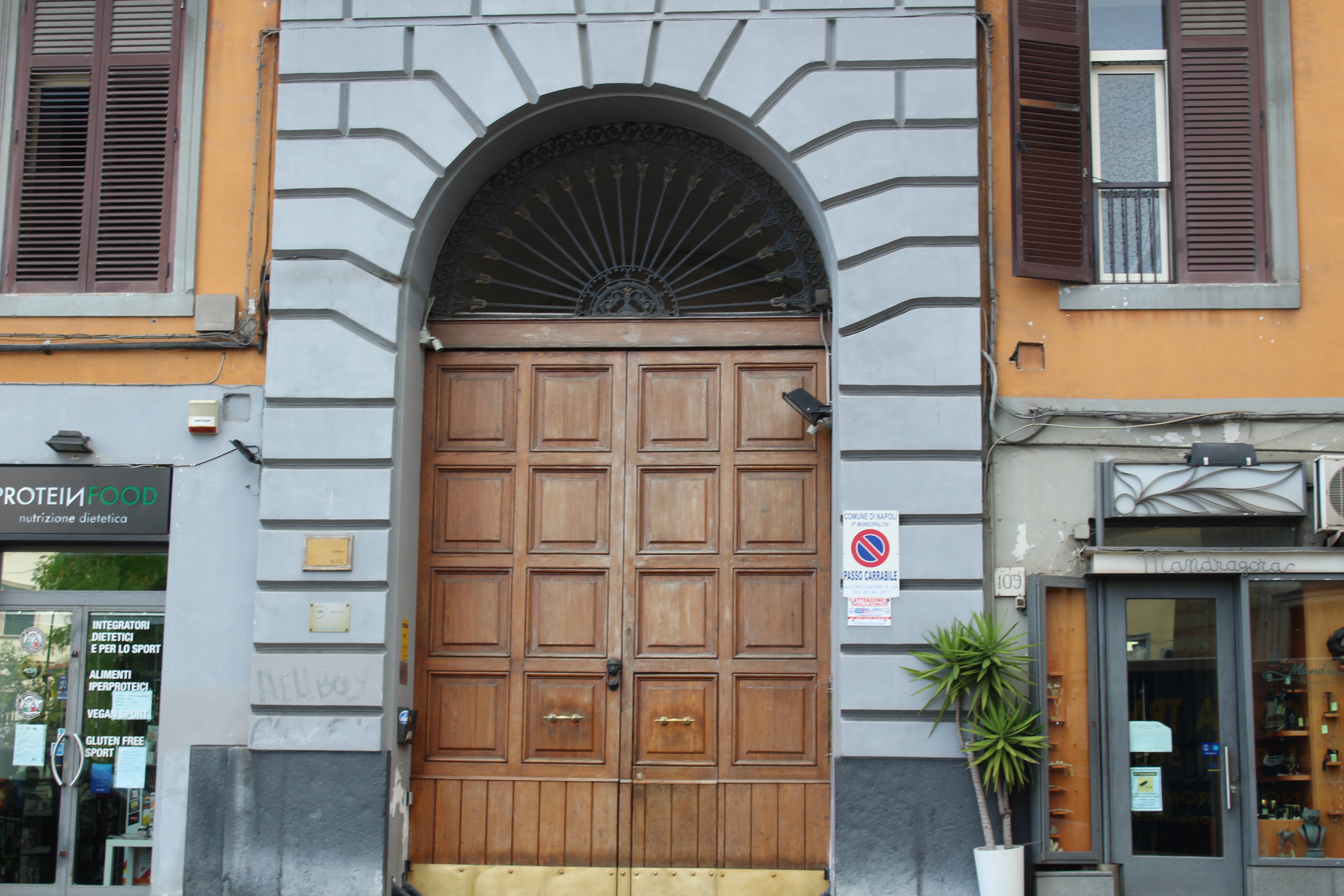 [Palazzo a Via S.Gennaro a Antignano, 109] (palazzo, privato) - Napoli (NA) 
