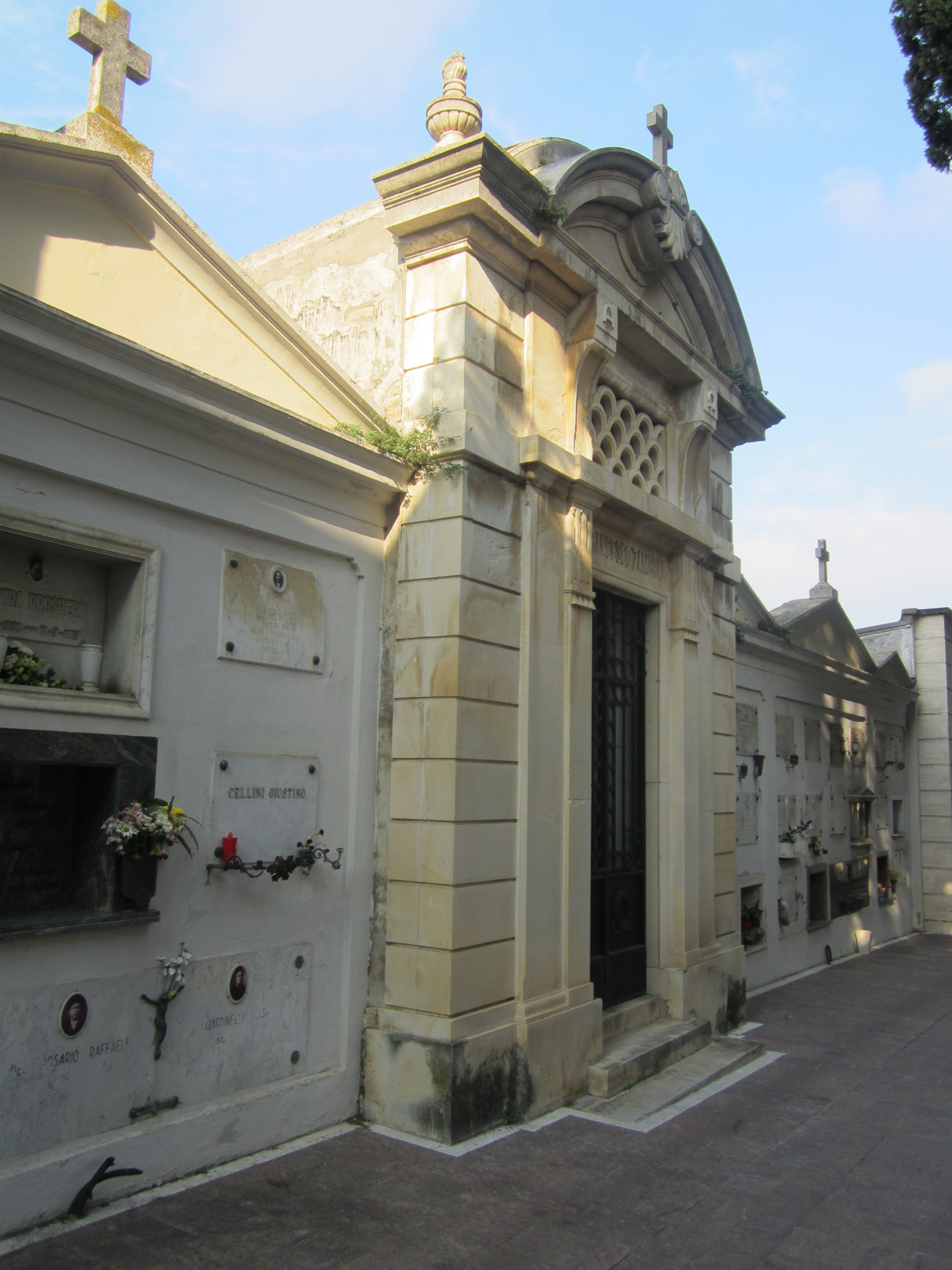Cappella cimiteriale FRANCESCO ZAMBRA (cimitero, monumentale) - Chieti (CH) 