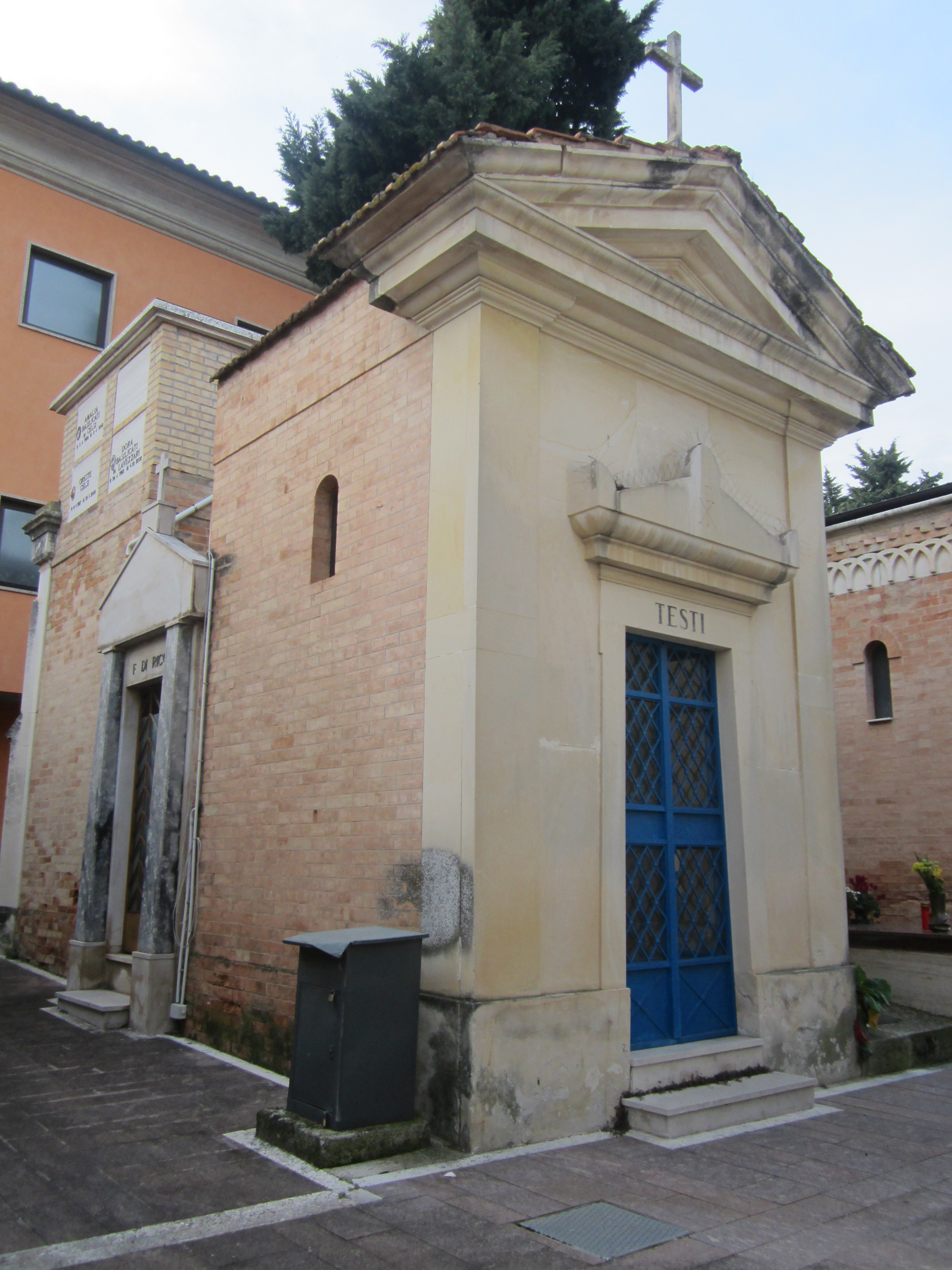 Cappella cimiteriale TESTI (cimitero, monumentale) - Chieti (CH) 