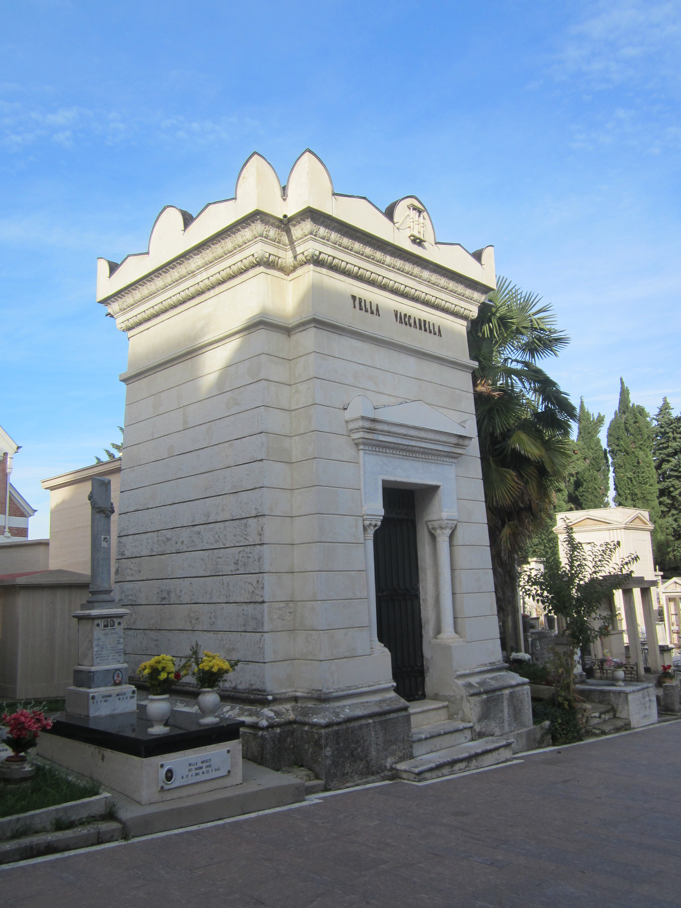 Cappella cimiteriale TELLA - VACCARELLA (cimitero, monumentale) - Chieti (CH) 