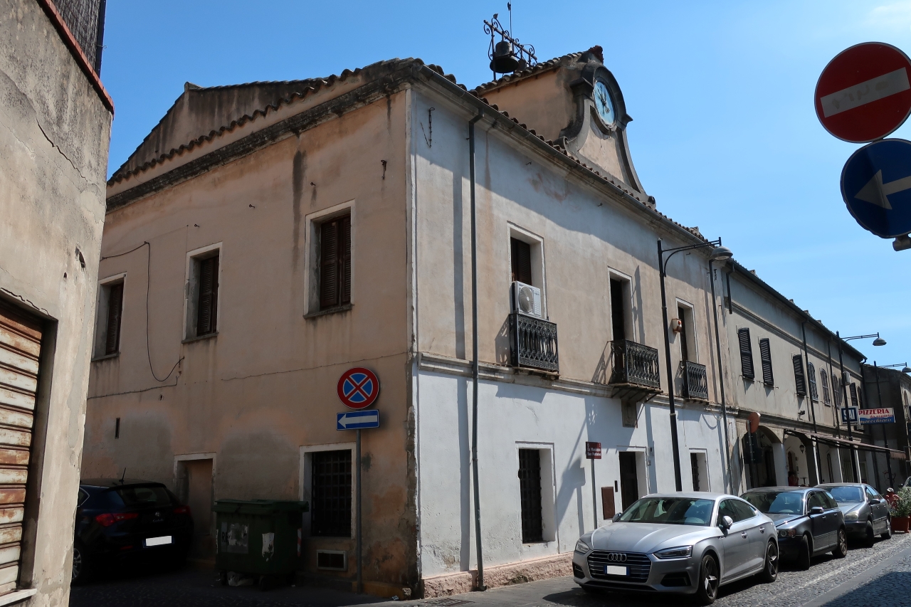 Casa Municipale (municipio) - Dolianova (SU) 