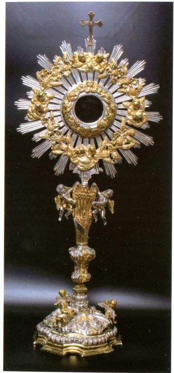 ostensorio monumentale, opera isolata di Litterio Micciano (attribuito), Rosario Gambino (attribuito) - ambito catanese, ambito catanese (metà XVIII)
