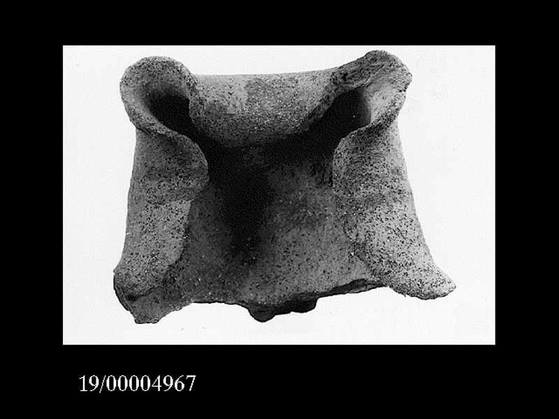 lucerna bilicne (SECOLI/ II a.C)