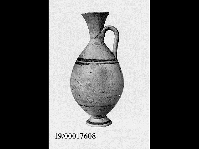 lekythos fusiforme (seconda metà SECOLI/ V a.C)