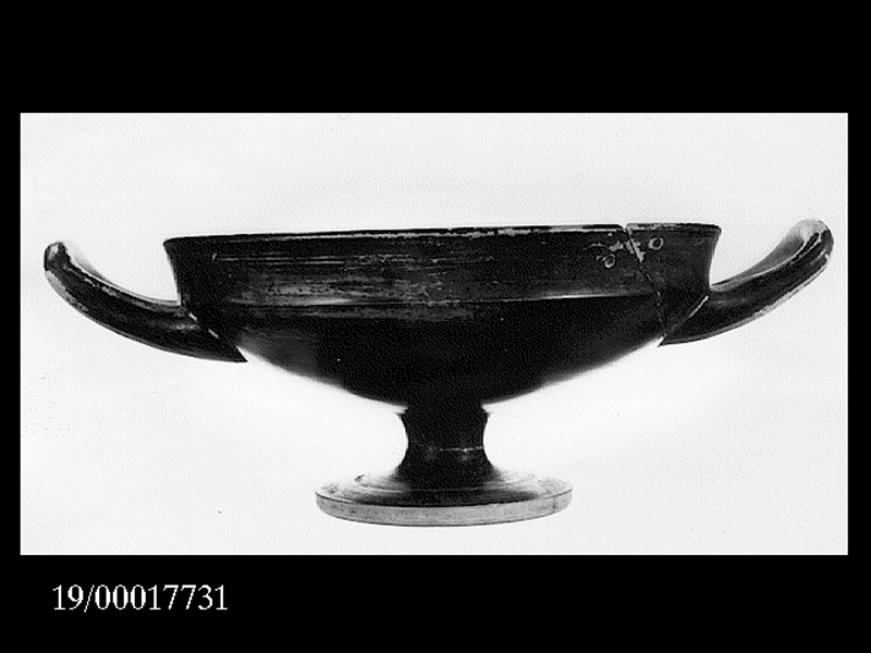 kylix (inizio SECOLI/ V a.C)