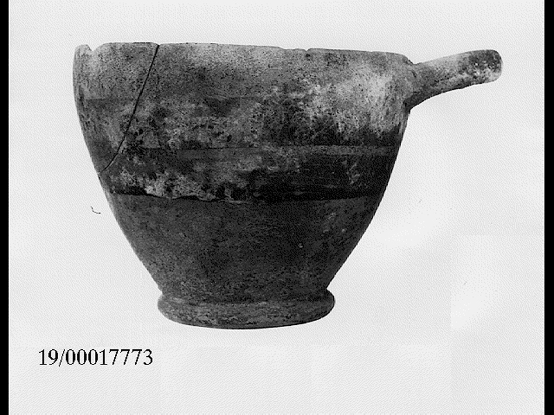 skyphos (primo quarto SECOLI/ V a.C)