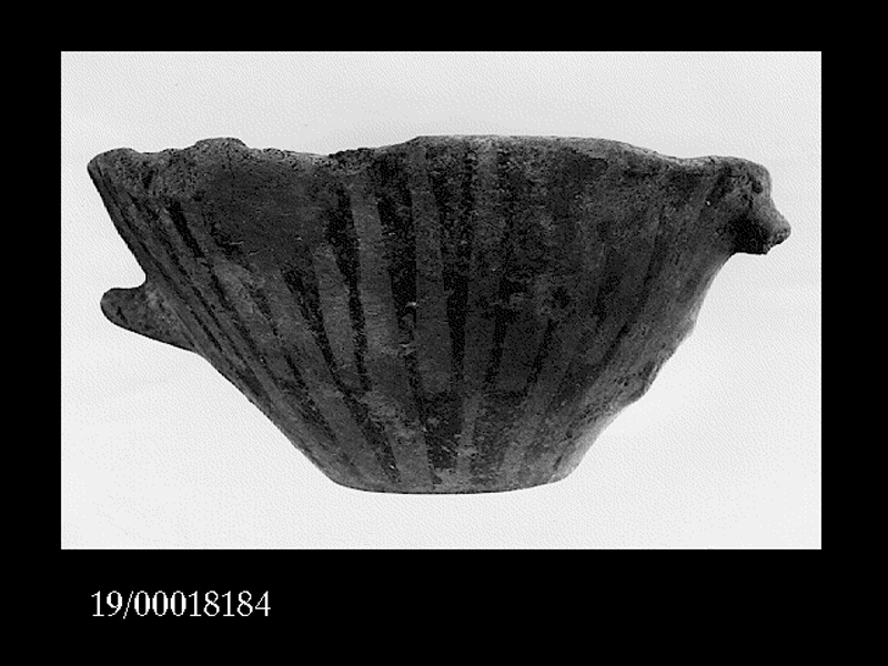 scodella troncoconica (SECOLI/ Inizi civiltà del bronzo)