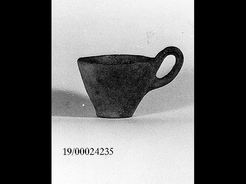 attingitoio - cultura di Castelluccio (SECOLI/ XVII a.C)