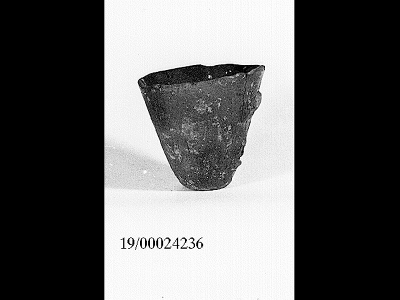 tazza troncoconica - cultura di Castelluccio (SECOLI/ XVII a.C)