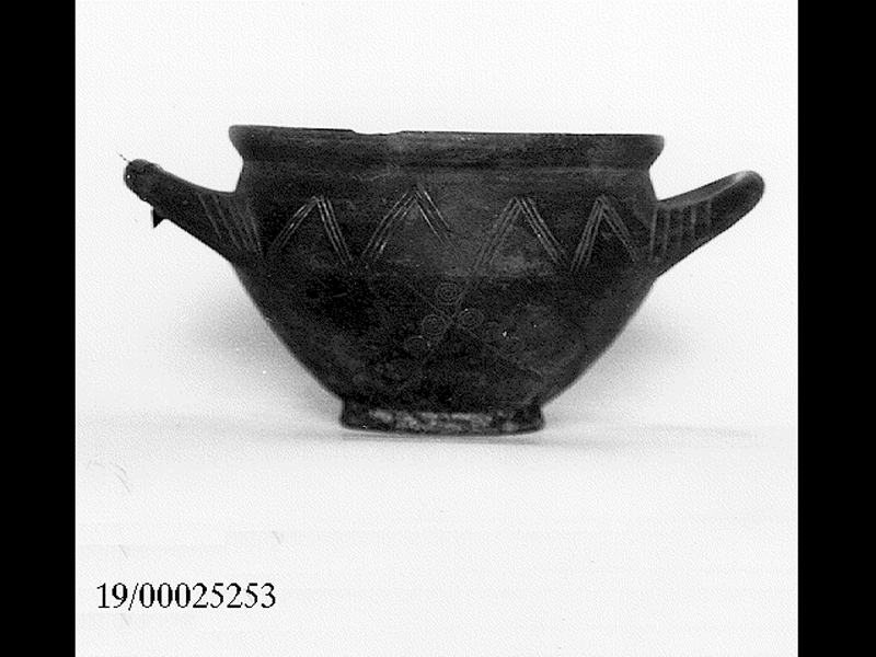 vaso biansato biconico (SECOLI/ VII a.C)