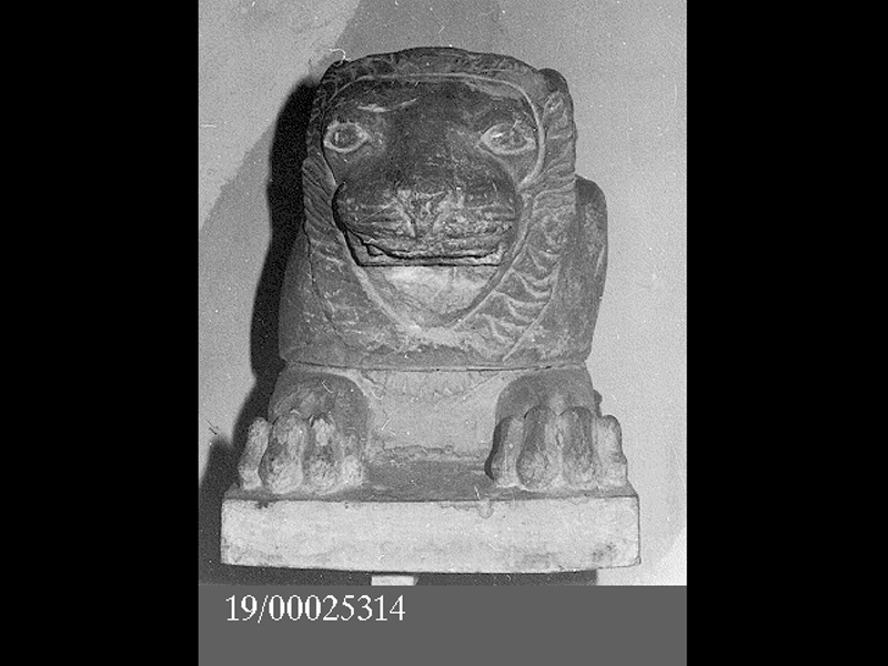 Natura/ animali/ leone (statua) (SECOLI/ VI a.C)