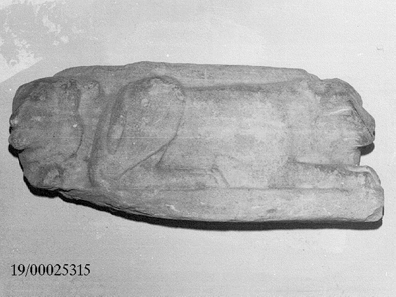 cippo/ coronamento (SECOLI/ VI a.C)