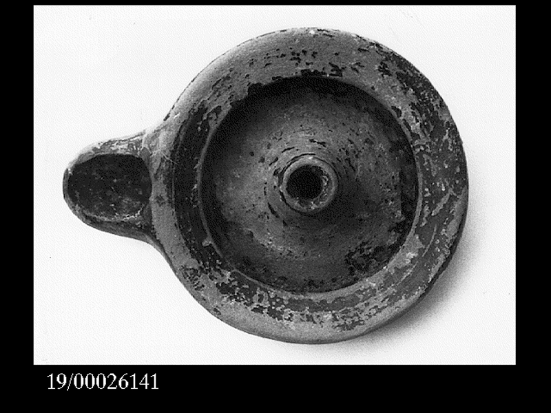 lucerna (SECOLI/ IV a.C)