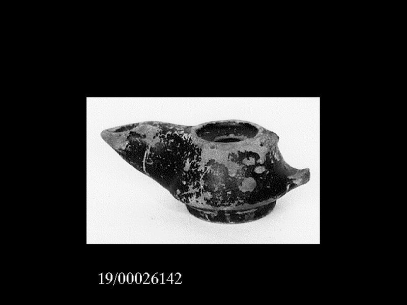 lucerna (SECOLI/ II a.C)