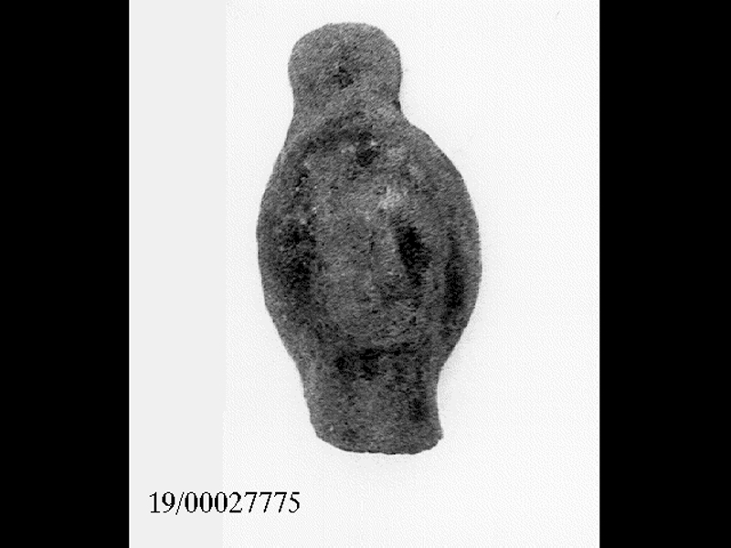 Storia/ personaggio femminile (testina) - fabbrica locale (seconda metà SECOLI/ IV a.C)