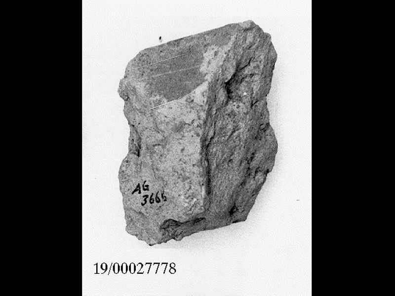 tegola/ bordo (SECOLI/ VI a.C)