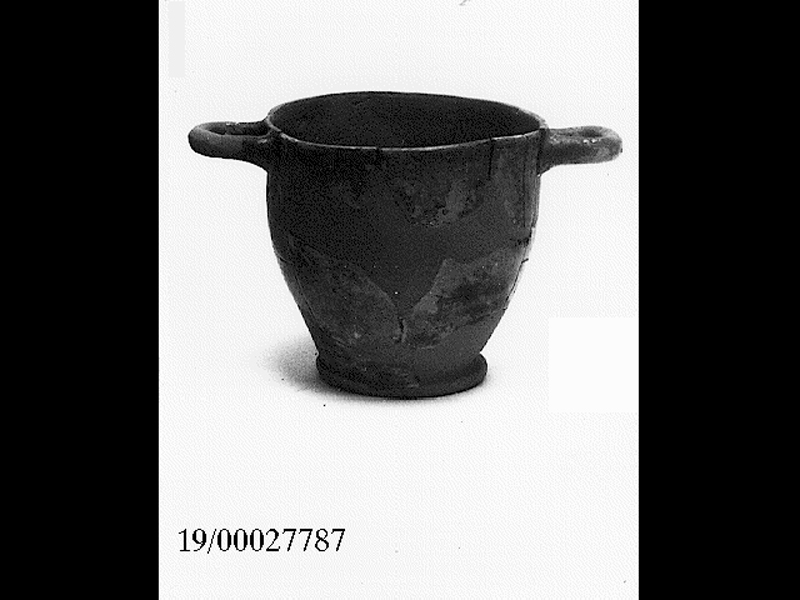 skyphos - fabbrica locale (prima metà SECOLI/ IV a.C)