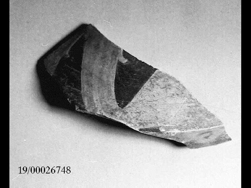 lekane/ coperchio (SECOLI/ II a.C)