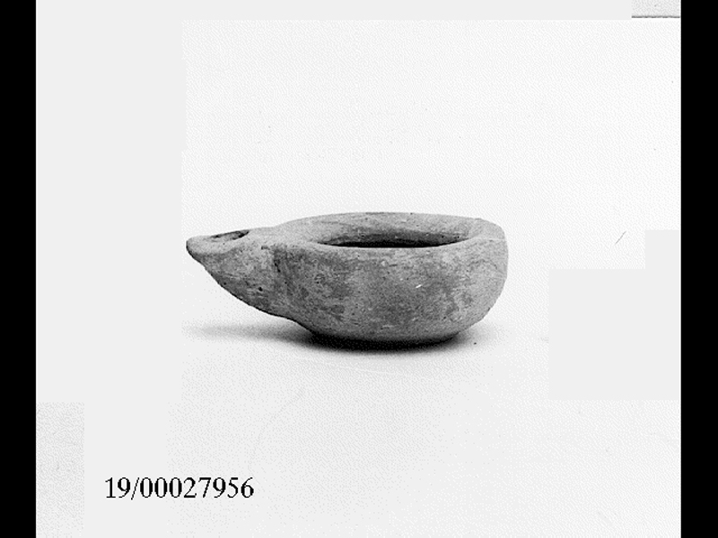 lucerna - fabbrica locale (fine SECOLI/ IV a.C)