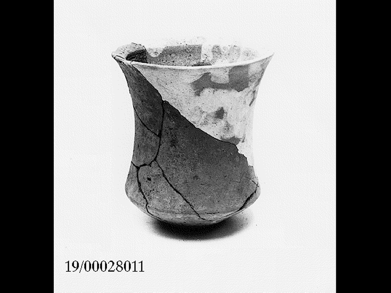 bicchiere a calice - fabbrica indigena (SECOLI/ VI a.C)