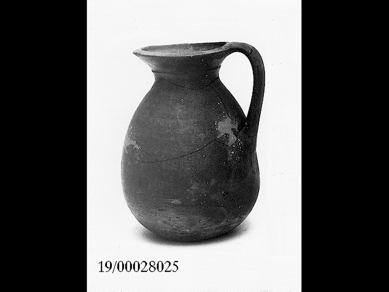 oinochoe a bocca rotonda - fabbrica locale (seconda metà SECOLI/ IV a.C)