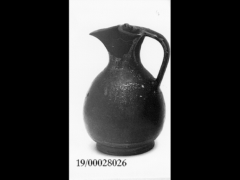 oinochoe a bocca trilobata - fabbrica locale (seconda metà SECOLI/ IV a.C)