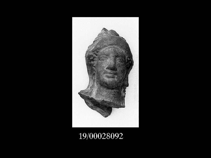 Religione/ offerente (statuetta/ testina) - fabbrica locale (seconda metà SECOLI/ IV a.C)