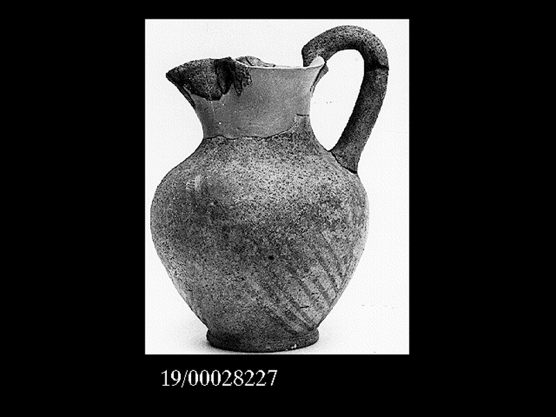 oinochoe a bocca trilobata - fabbrica indigena (SECOLI/ VII a.C)