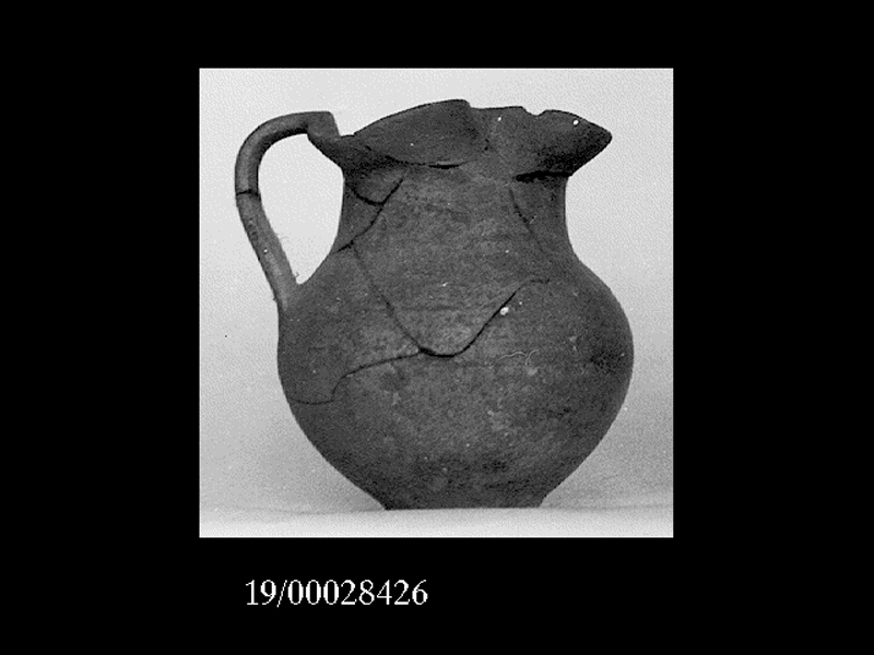 brocchetta a bocca trilobata - officina geloa (fine SECOLI/ VII a.C)