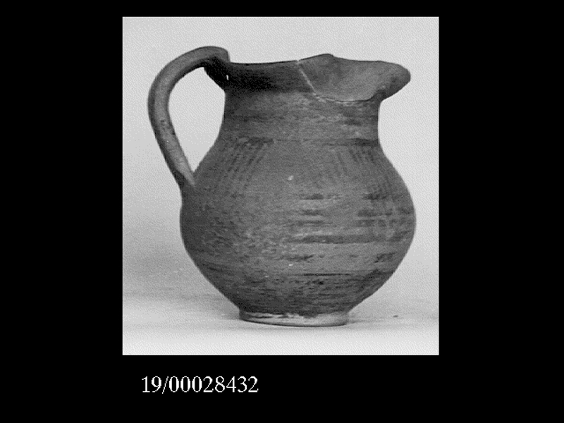 brocchetta a bocca trilobata - officina geloa (metà SECOLI/ VII a.C)