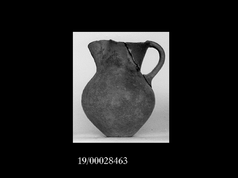 brocchetta a bocca trilobata - officina locale (metà SECOLI/ VII a.C)